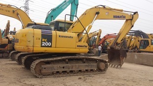 二手工程機械-2014年夏季特惠低價出售原裝進口小松200-7型二手挖掘機,趕緊.