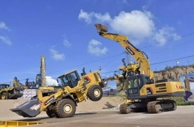 雷沃挖掘機、裝載機銷量業(yè)績喜人!復購率超70%!