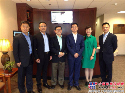 赴美考察紀實:眾鼎考察團近距離看捷爾杰-工程機械動態(tài)-中國路面機械網