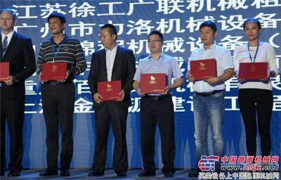 工程機械&ldquo;寒冬&rdquo;結束重迎高速增長,中國企業(yè)該如何制勝嶄新時代? -徐工-工程機械動態(tài)-中國路面機械網